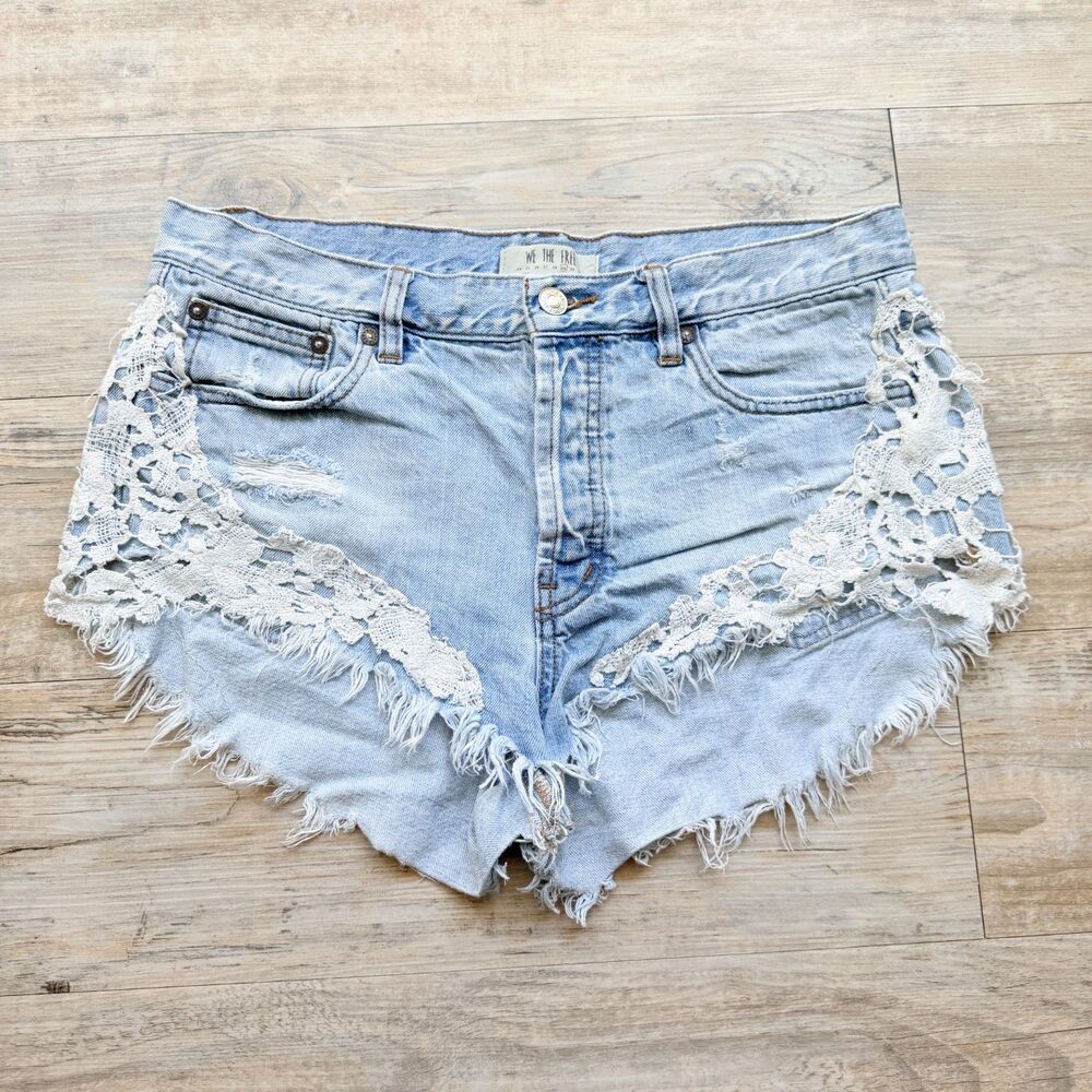 Free People Good Vibes Lace Denim Shorts Size 29 Boho Festival Fairy Grunge